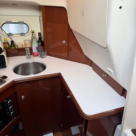 Bateau Proche De La * Menton